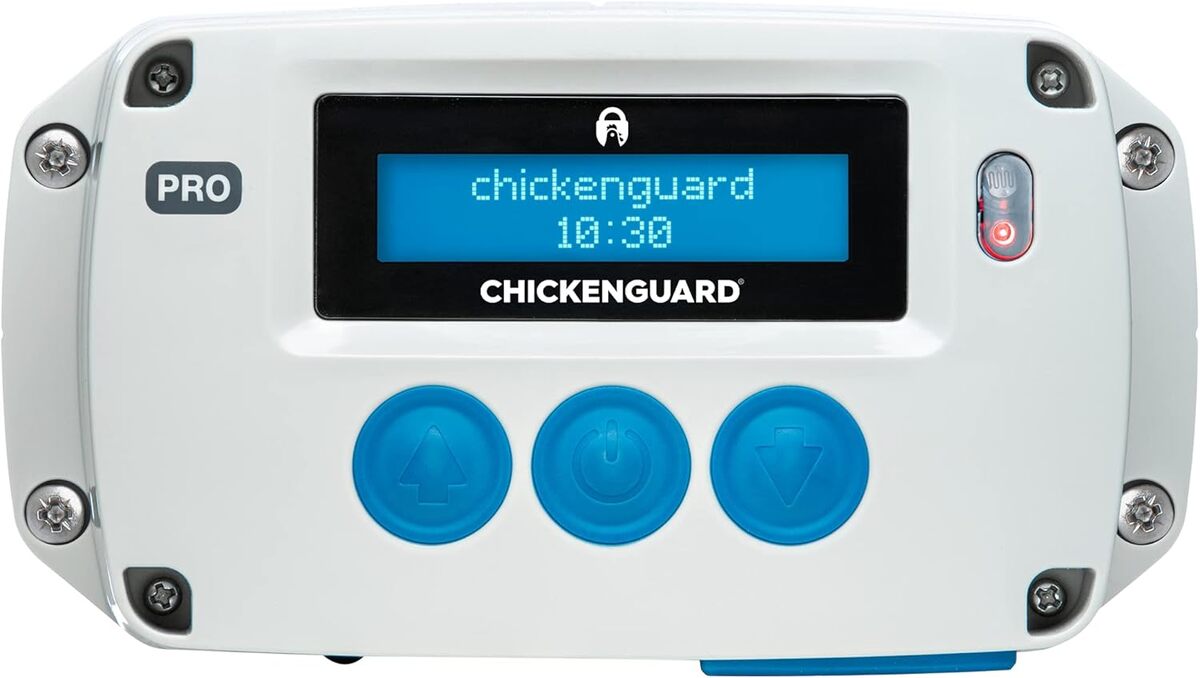 Test de la porte automatique ChickenGuard PRO : efficacité et performance