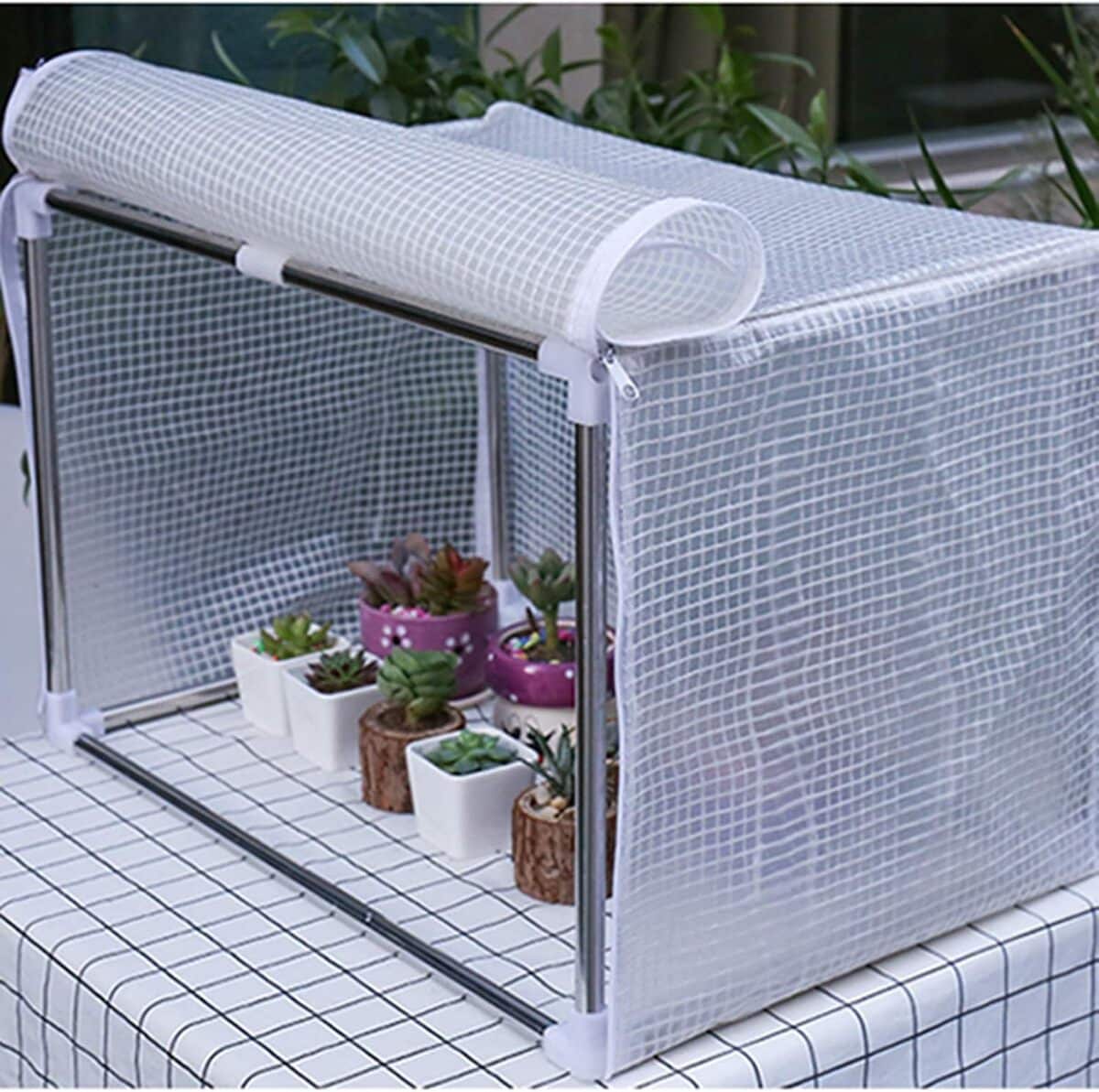 Test : serre végétale avec couverture isolante pour l'hiver