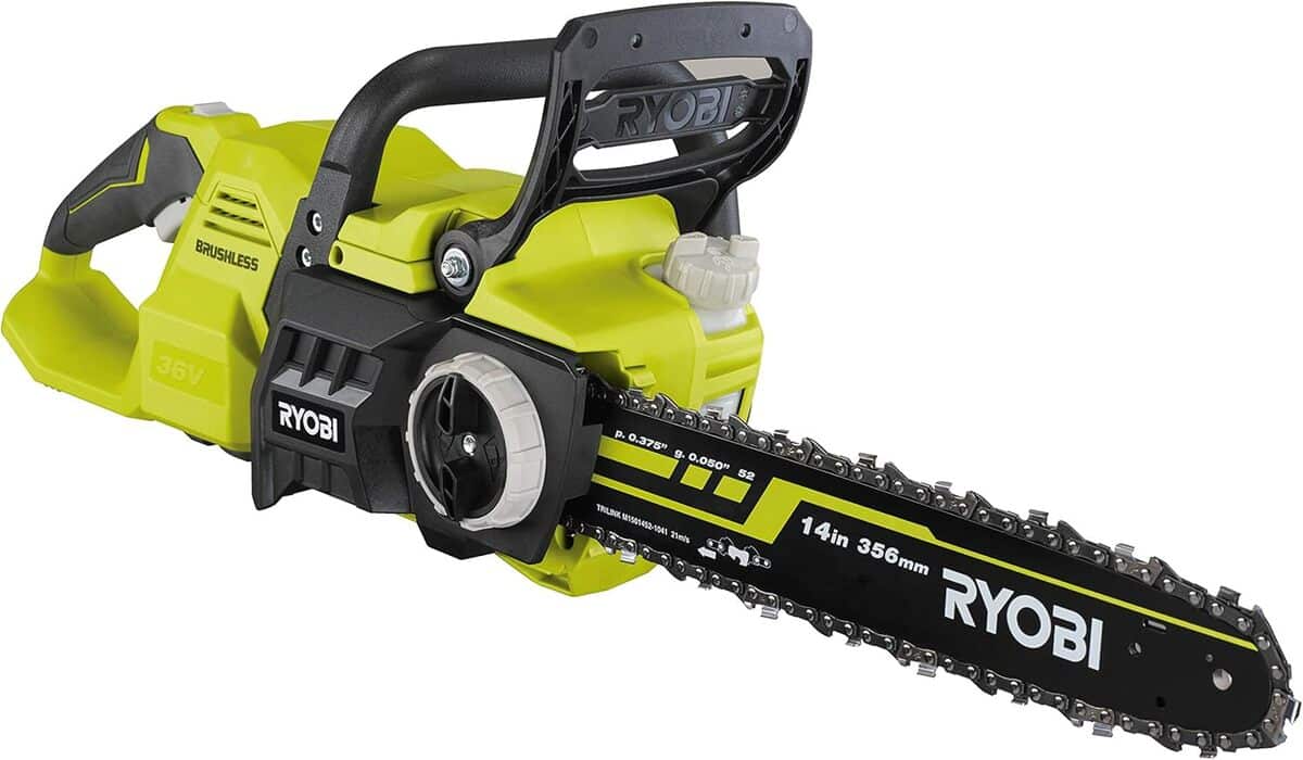 Test de la tronçonneuse Ryobi RY36CSX35A-0 36V
