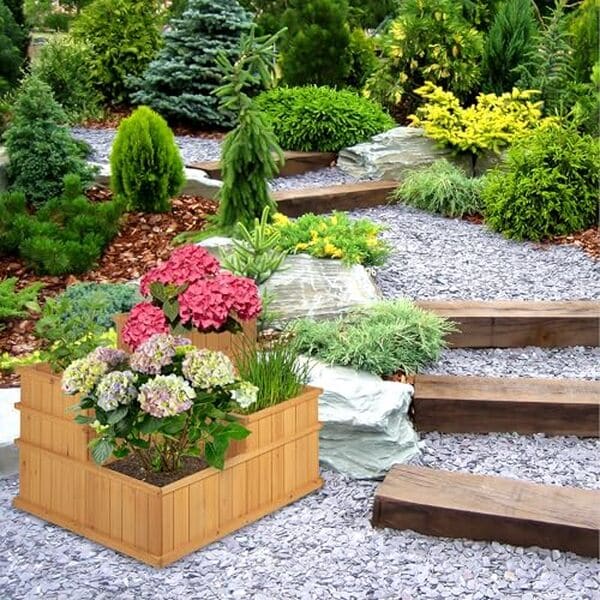 Découvrez notre avis sur le jardin potager Relaxdays. Analyse des 4 bacs en bois pour cultiver légumes et herbes aromatiques facilement.